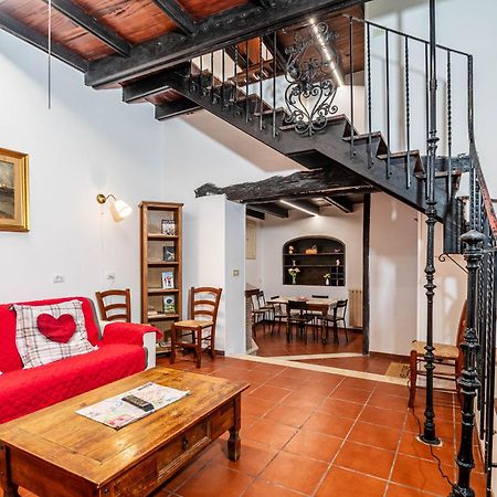 Casa Trasteverina Rome Bagian luar foto